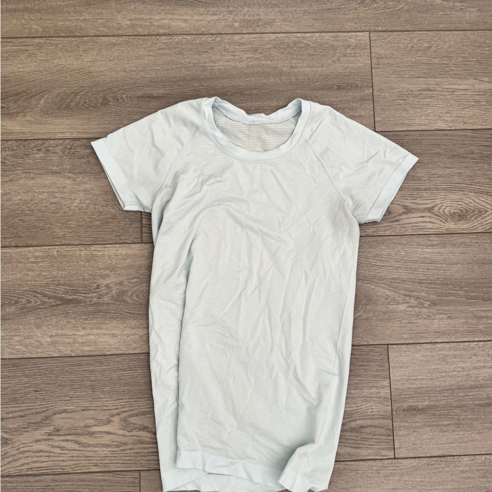 Lululemon Swiftly Tech Short-Sleeve Shirt 2.0